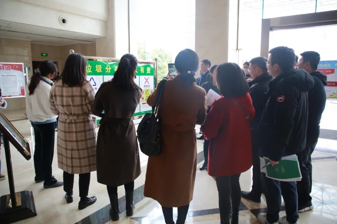 2.webp.jpg 2.webp.jpg